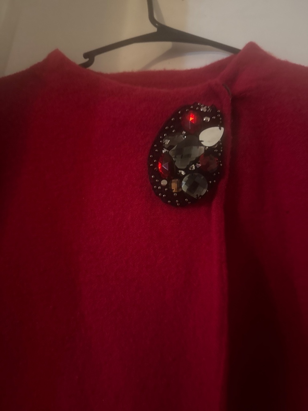 sweater - Picture 2 of 2